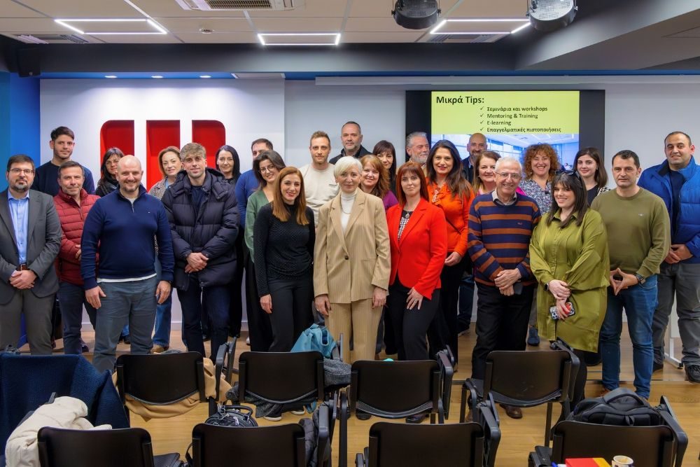 Ομαδική φωτογραφία συμμετεχόντων σε σεμινάριο της ThrivePath